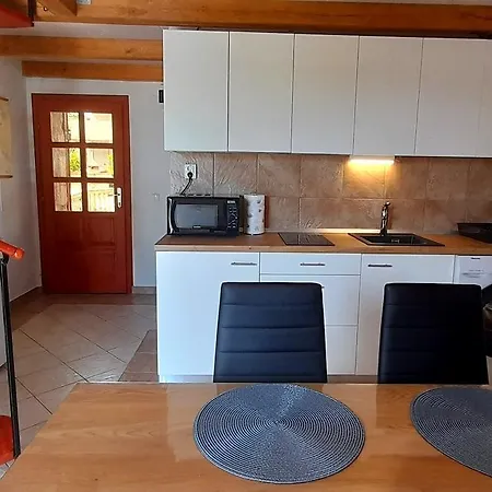 Stone House Porat, 100m From Porat Драге