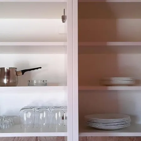 Stone House Porat, 100m From Porat 別荘