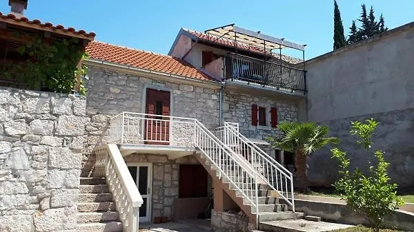 Stone House Porat, 100m From Porat Dom wakacyjny Drage